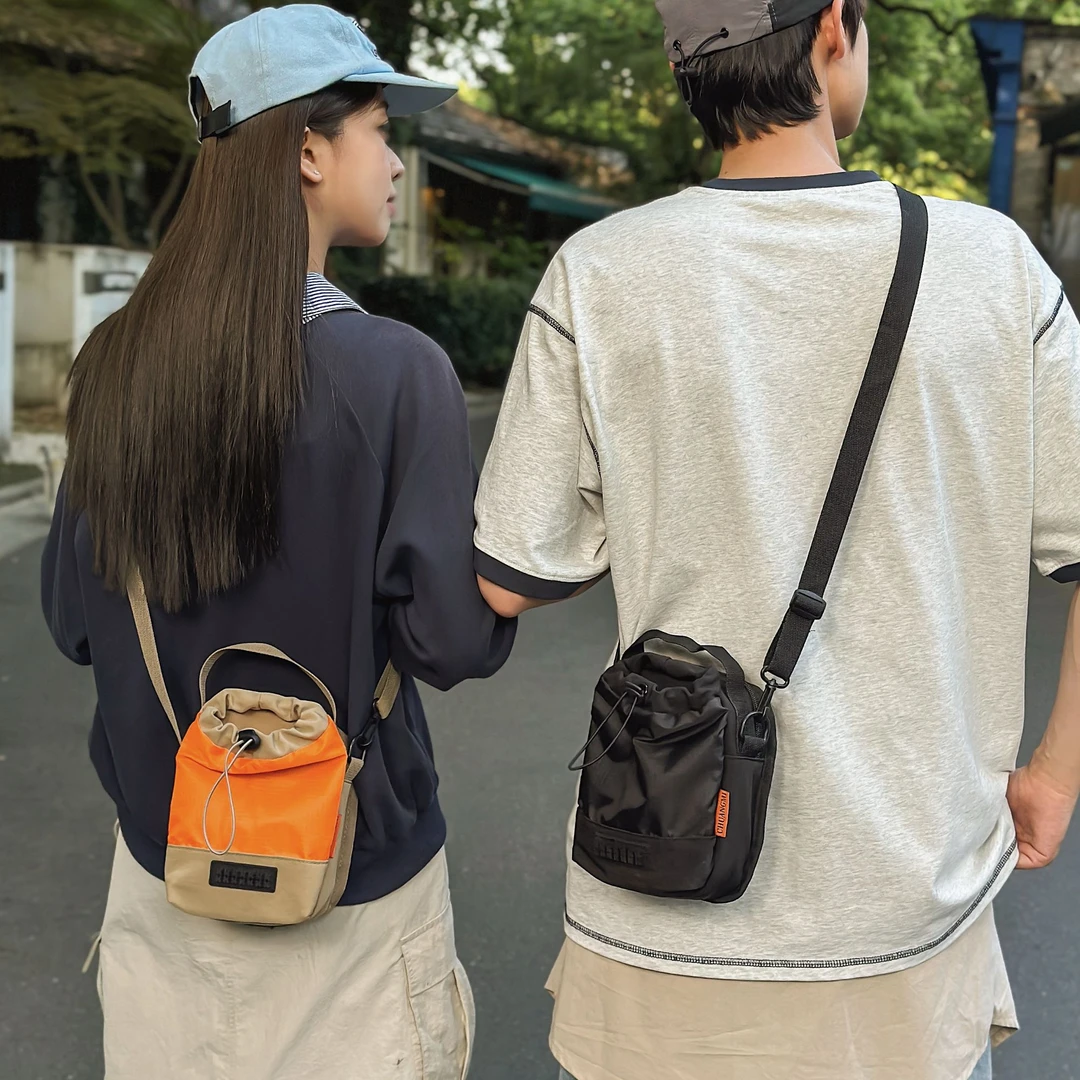 户外手机小挎包包男款独立水杯包男士外出随身小包女便携斜挎包潮