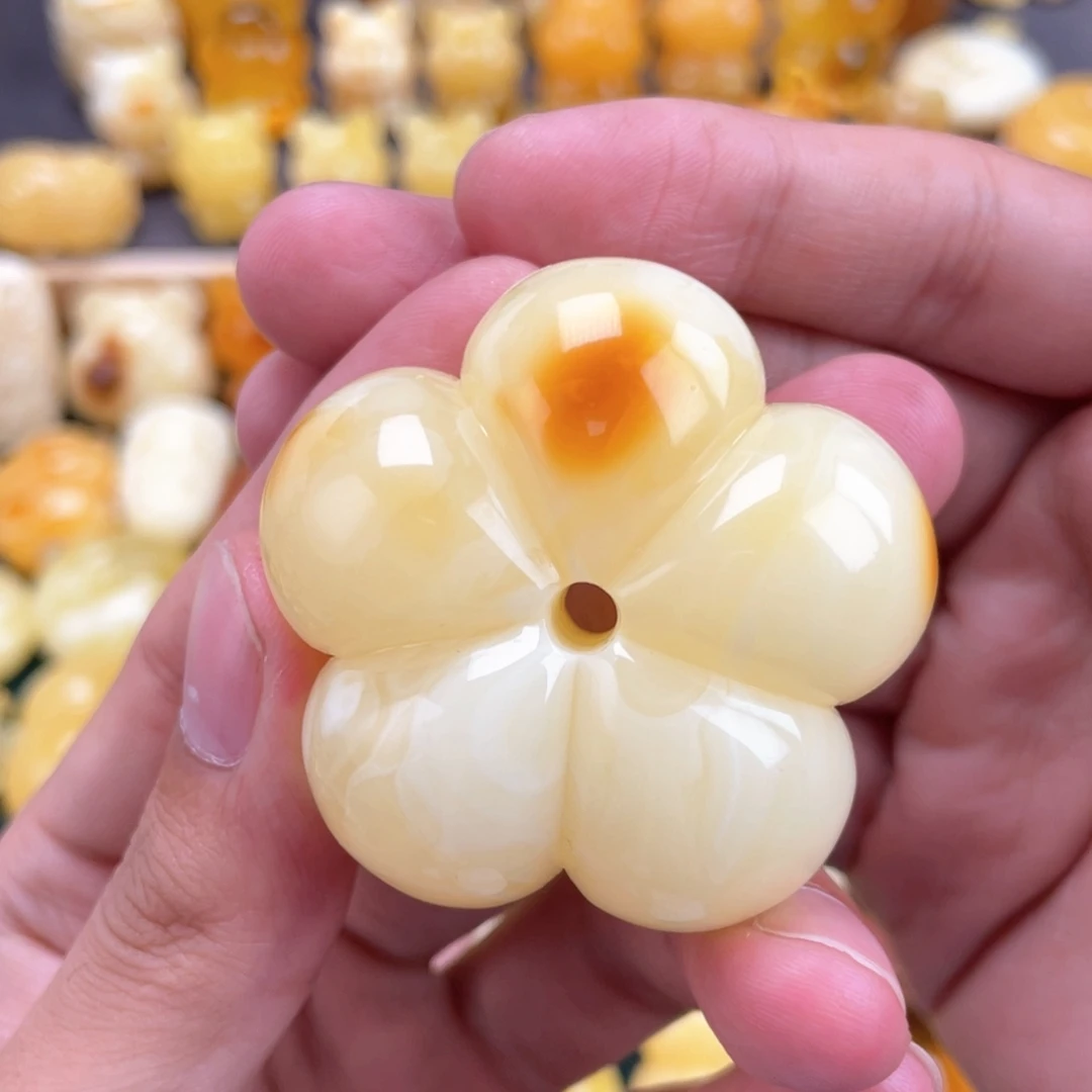 裸石琥珀未镶嵌蜜蜡