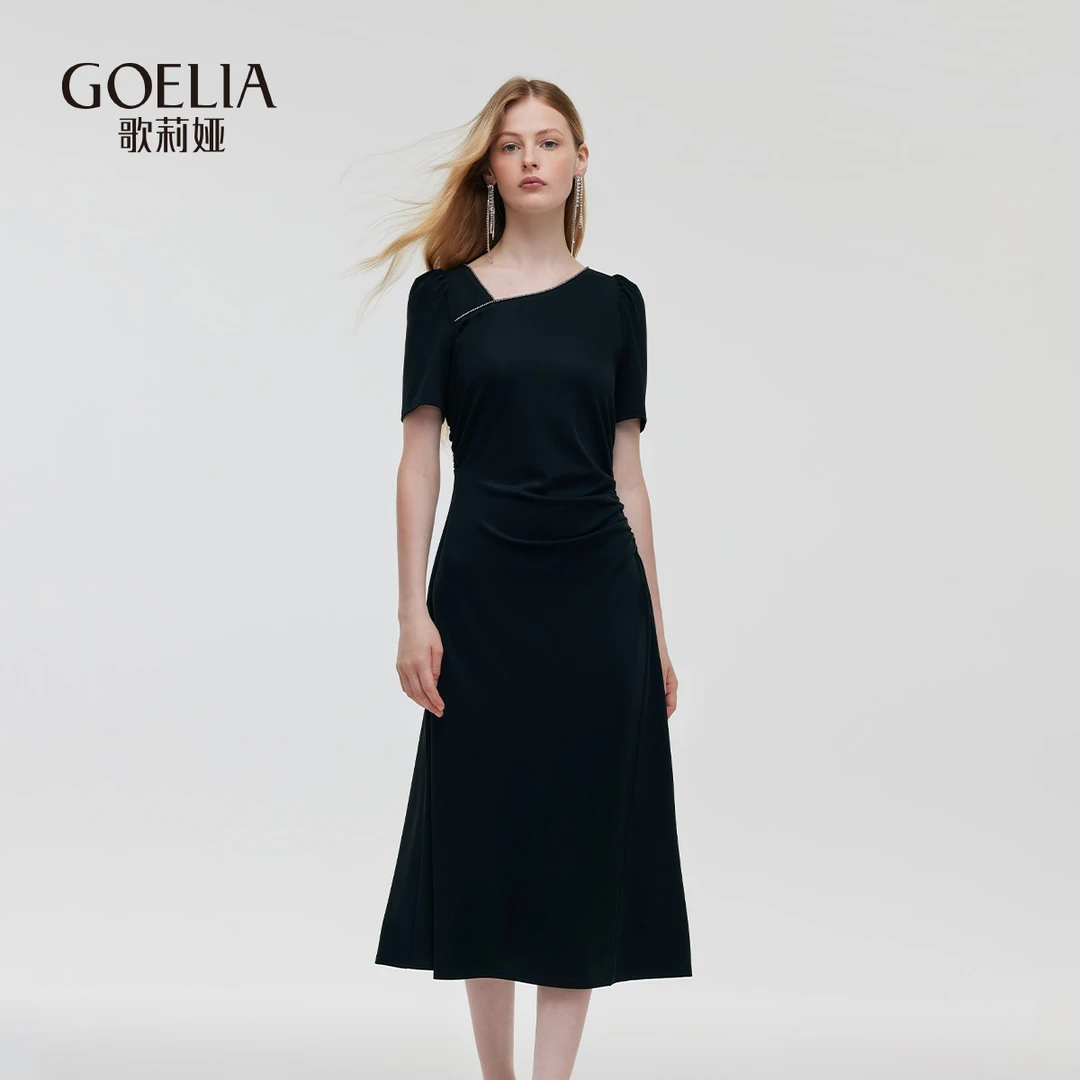 歌莉娅 夏季新品  醋酸针织不对称领连衣裙  1C5L4HAX0