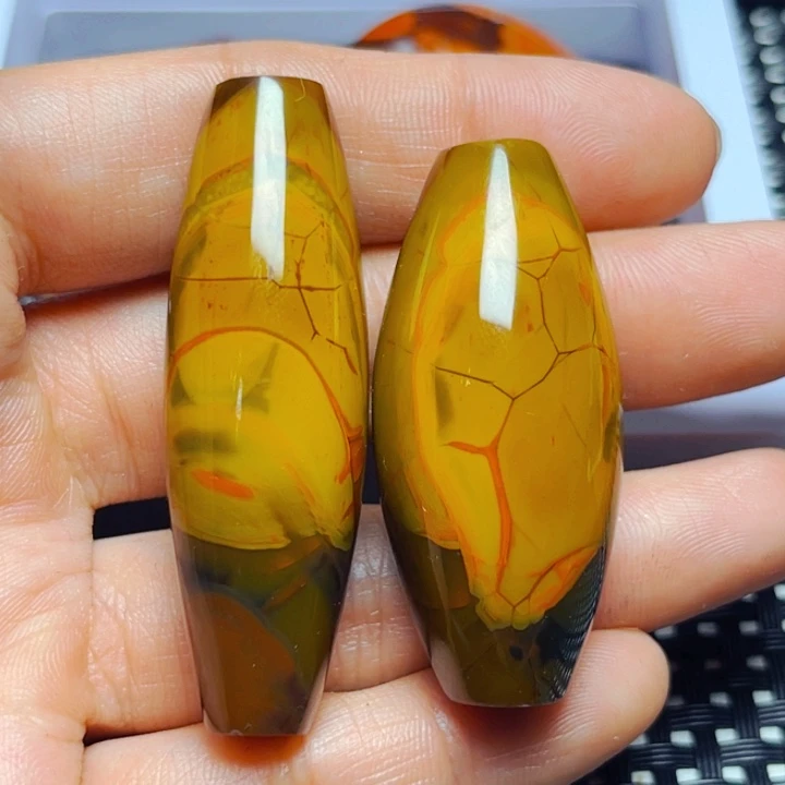 玛瑙/玉髓颈饰未镶嵌刘*豪