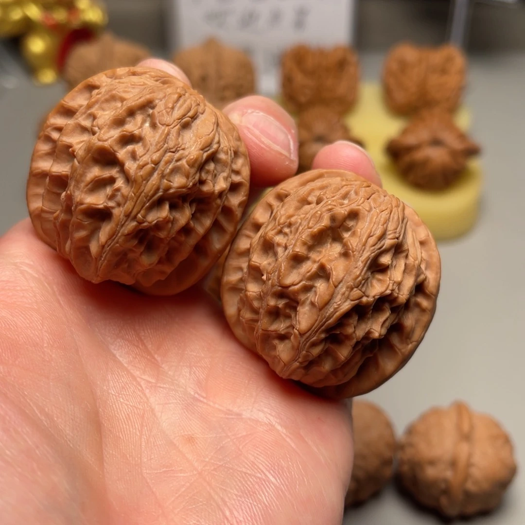 文玩核桃把件平谷鸭蛋虎头
