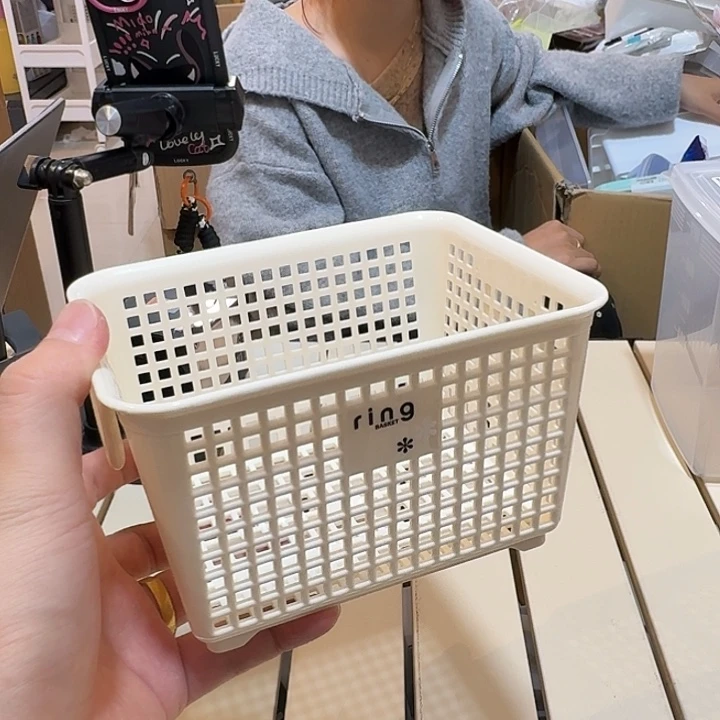 塑料这个时候我们