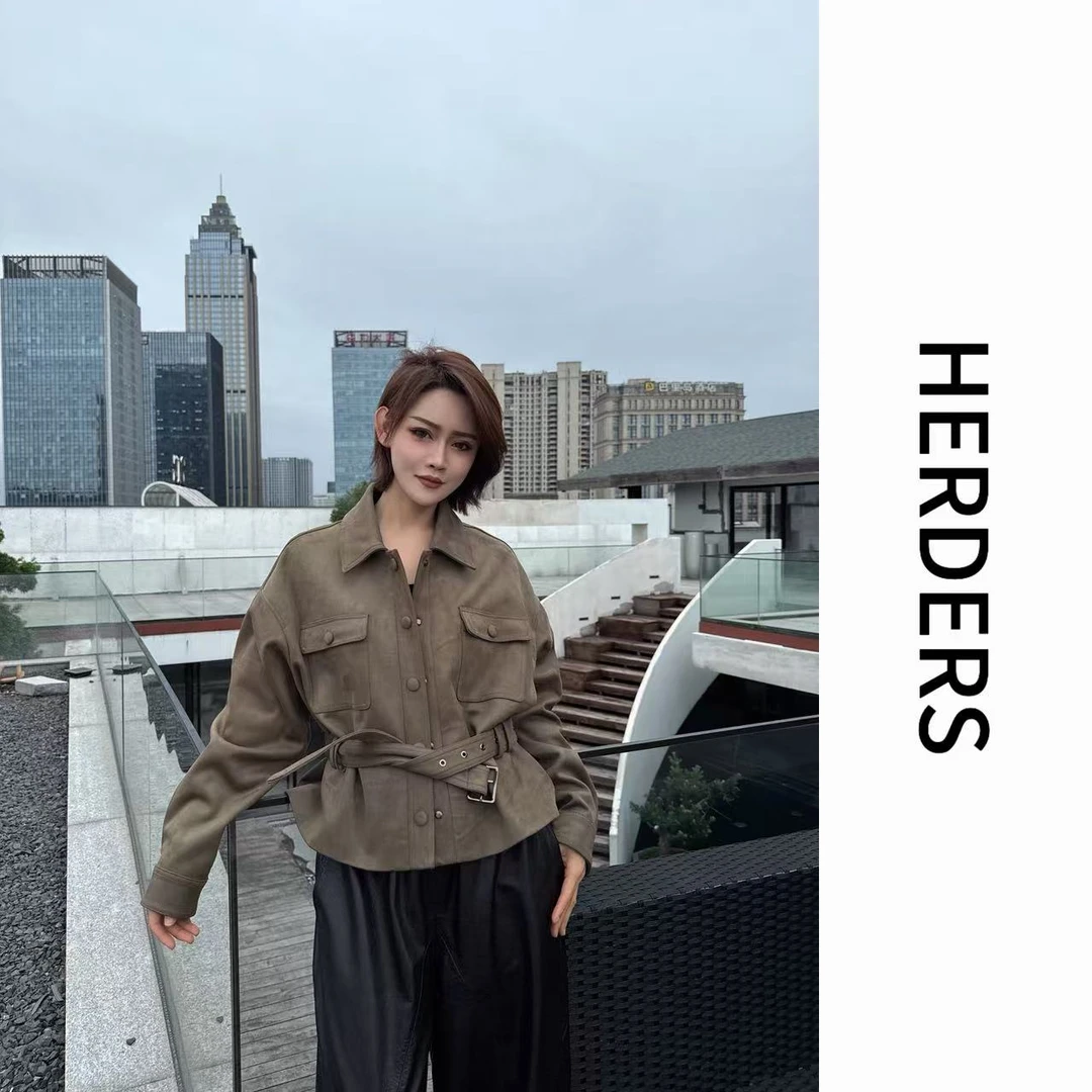 HERDERS 短款小翻领纽扣腰带款麂皮衣 50173