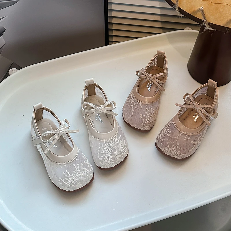 女童公主风凉鞋2025夏季新款透气宝宝时尚软底皮鞋小女孩镂空网鞋