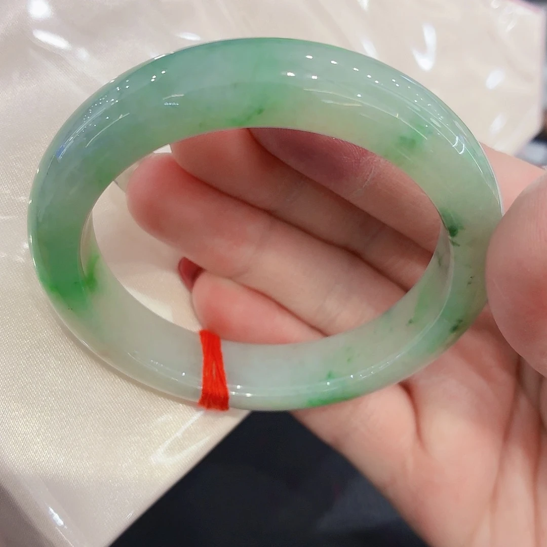 翡翠未镶嵌手镯翡翠52～53圈口（强推）