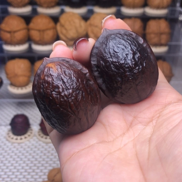 把件文玩核桃88号七彩大屁桃34尺