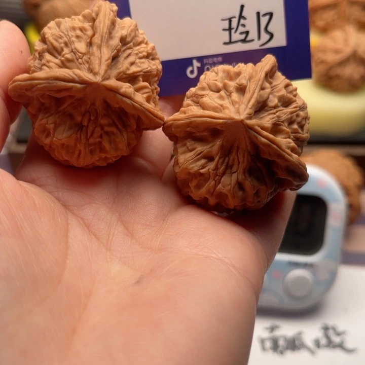 吊坠文玩核桃张****结文玩核桃13