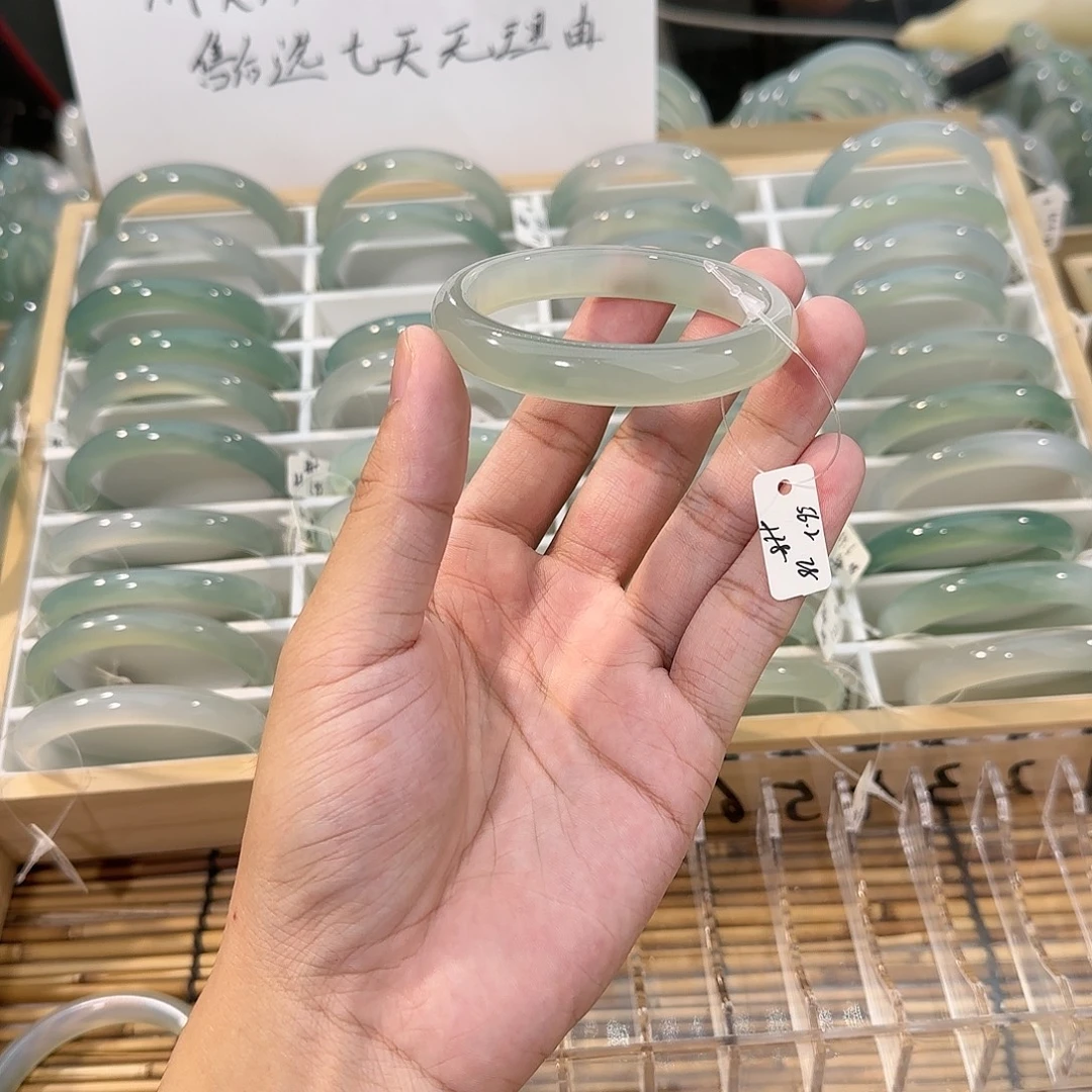 手镯玛瑙/玉髓未镶嵌圈口56.2