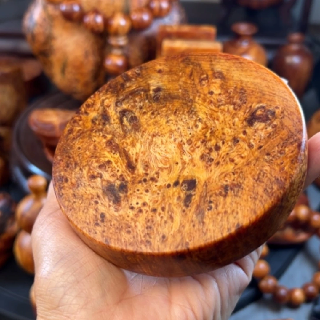 【闪购商品】松木（琥珀木）把件代****当