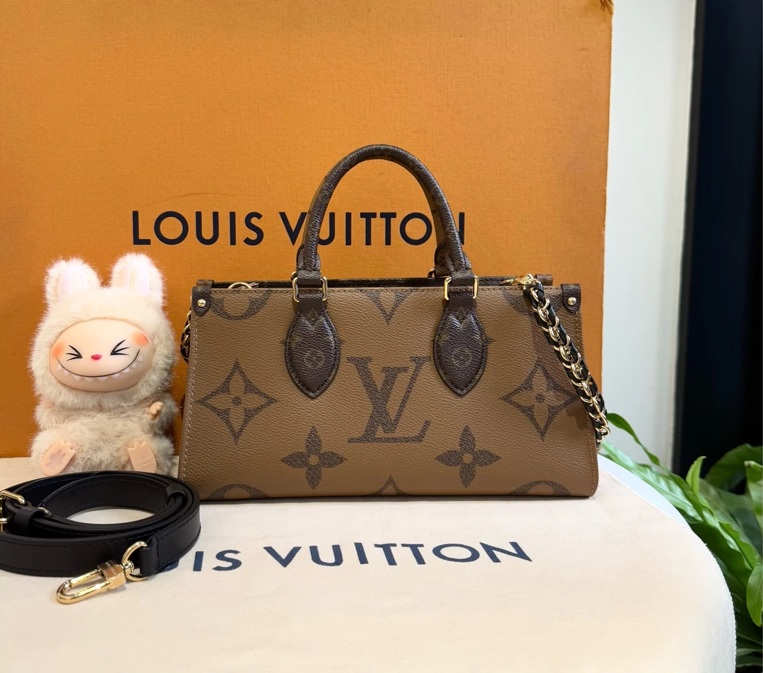 未使用 LouisVuitton/路易威登 横版onthego小号托特包芯片/7757