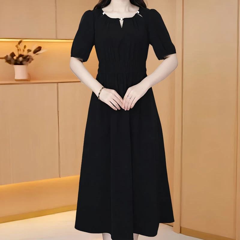 高级感气质黑色连衣裙女2025年新款高贵上档次女装修身中长款裙子