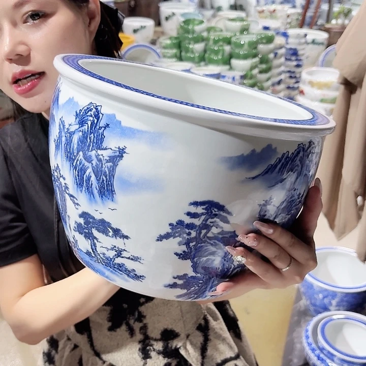 瓷片口径31厘米 高度21厘米