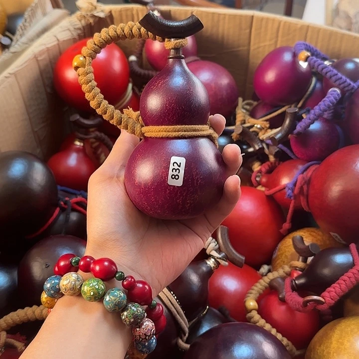 葫**人832---------------