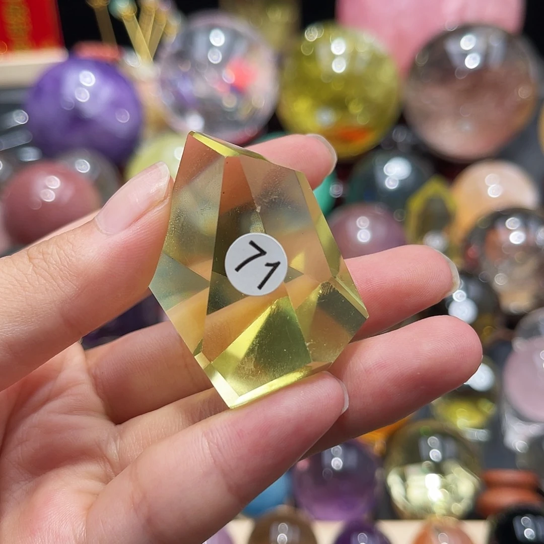 水晶珠宝半成品未镶嵌微瑕