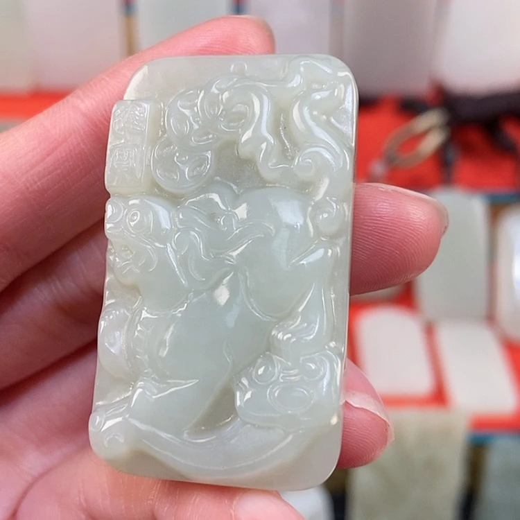 【闪购商品】颈饰未镶嵌和田玉