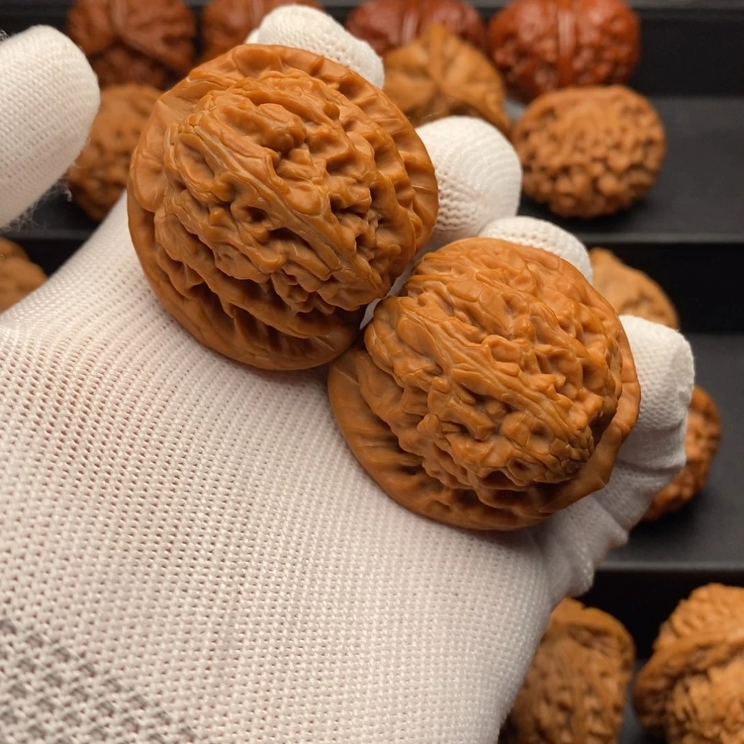 N***.文玩核桃把件41尺全品红锦鲤