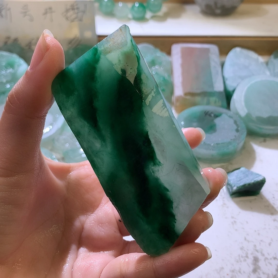 石英质玉未镶嵌珠宝半成品