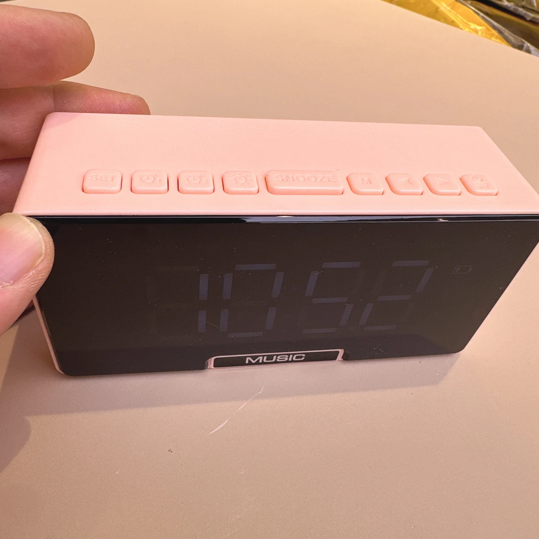 未拆封  音乐蓝牙时钟闹钟多功能音乐闹钟