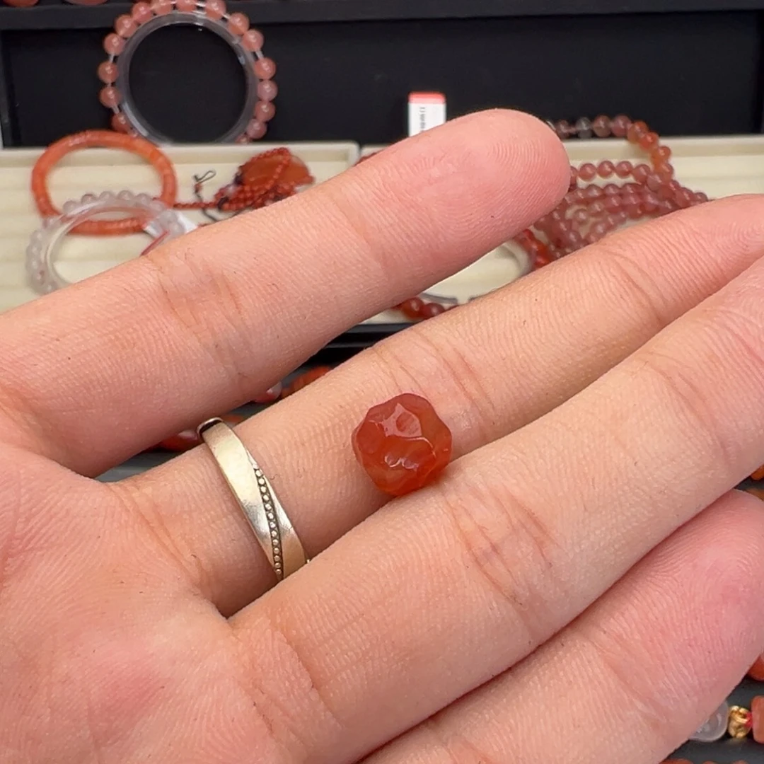 南红玛瑙未镶嵌颈饰无相珠