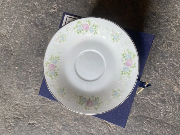 醴陵煤窑老瓷托盘14.5厘米直径微瑕（黑点或者轻微瑕疵）不影响使用