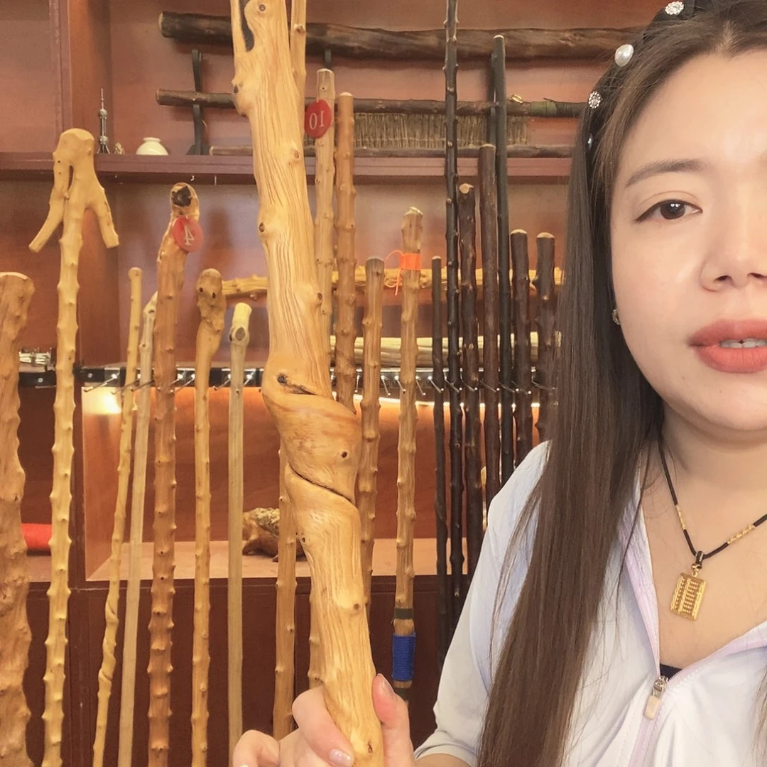 诸***行木棍啊哈哈哈哈哈哈哈哈