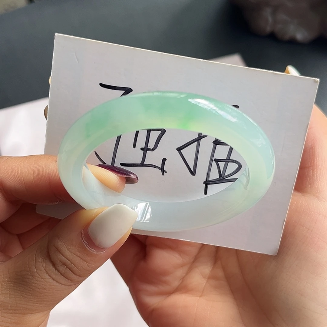 翡翠未镶嵌手镯51