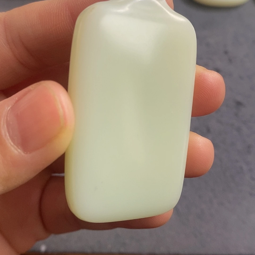 未镶嵌和田玉挂件