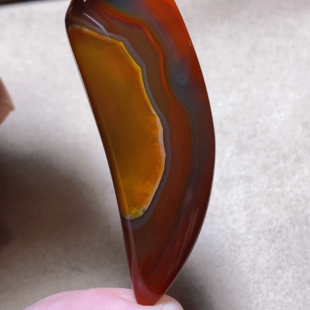 未镶嵌颈饰玛瑙/玉髓梦****鱼