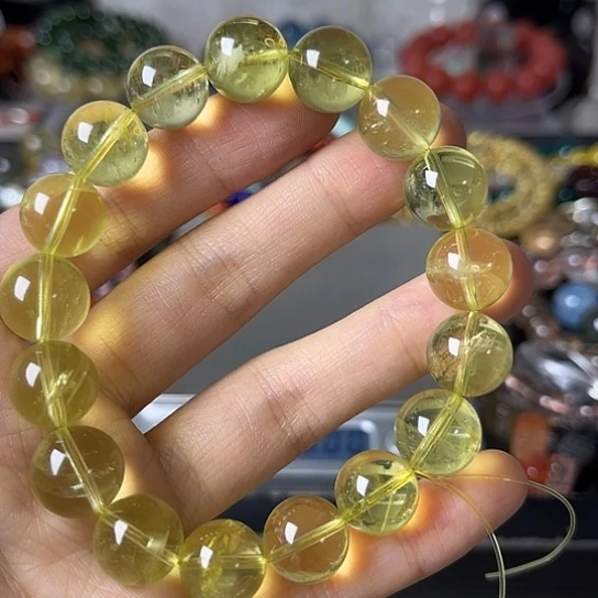 水晶手链未镶嵌矿坑