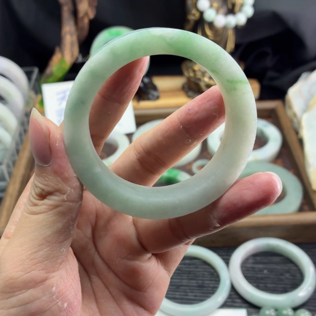 定制翡翠未镶嵌翡翠A货毛胚手镯定制