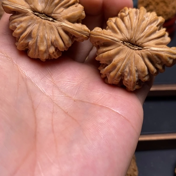 把件文玩核桃虎*楼
