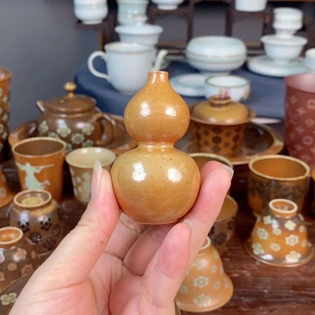 朱砂胎草木灰葫芦把件