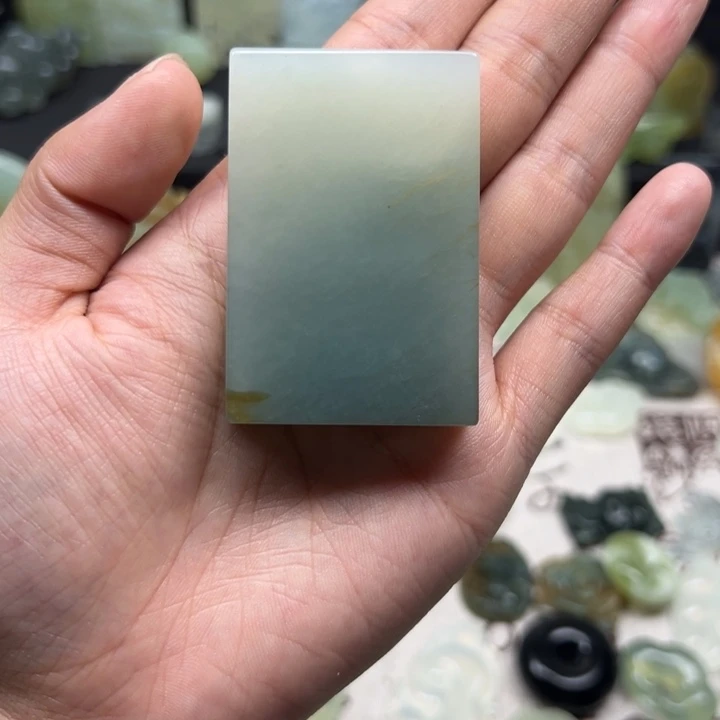 蛇纹石玉吊坠(赠链)未镶嵌阿*哥