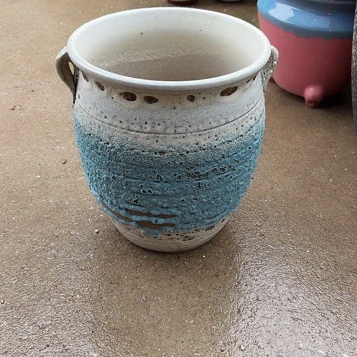 口20高24瑕疵一个盆子。