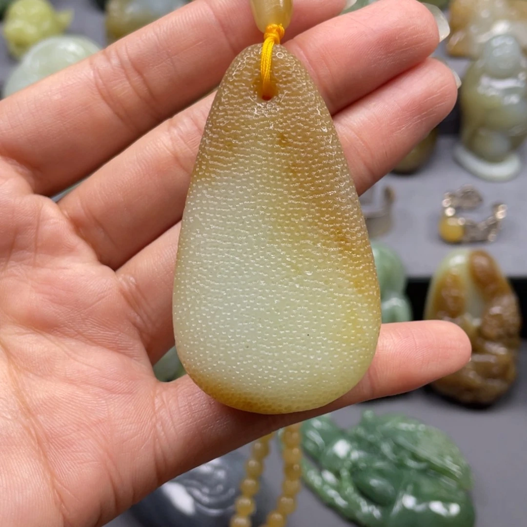 【闪购商品】未镶嵌和田玉挂件沉*淀