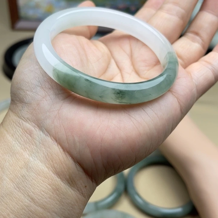 合金手镯石英质玉（金丝玉）