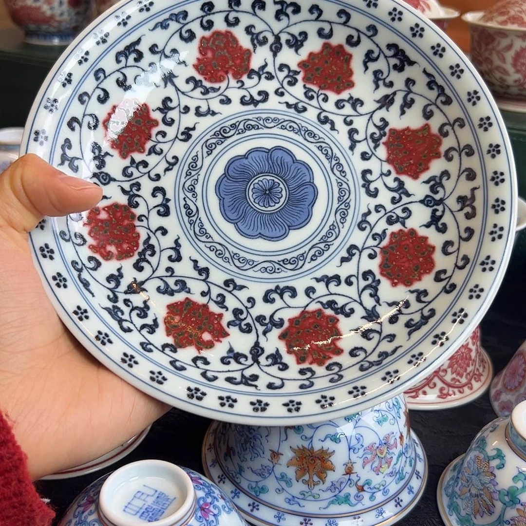 H明和堂釉里红缠枝莲壶承