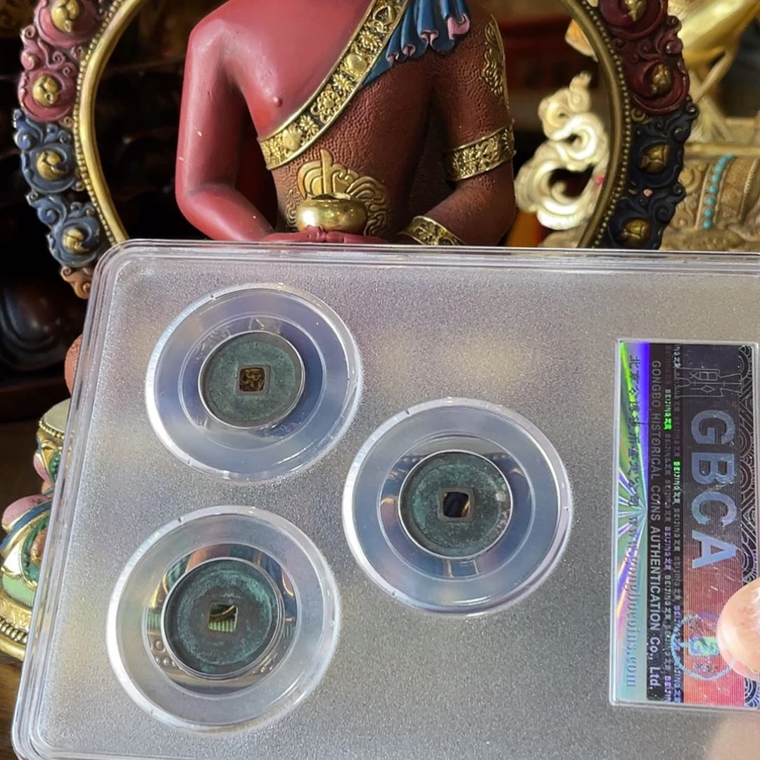 金一****0111222333333333