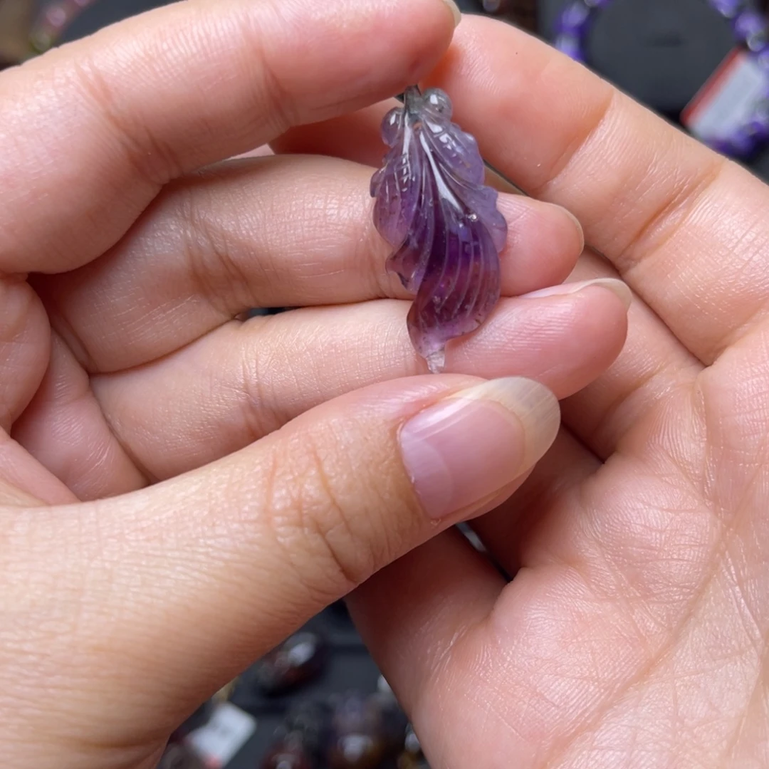 手链未镶嵌水晶极光四色吊坠