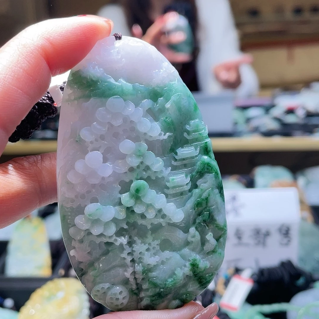 翡翠颈饰未镶嵌一个