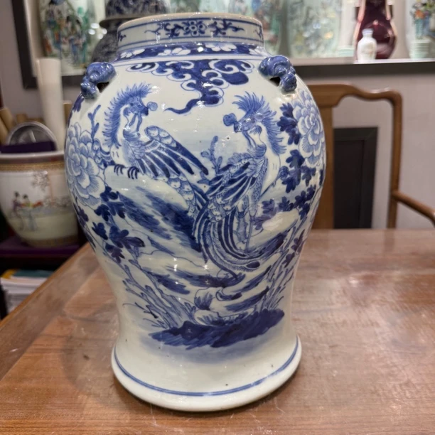 B330当代青花花鸟将军罐