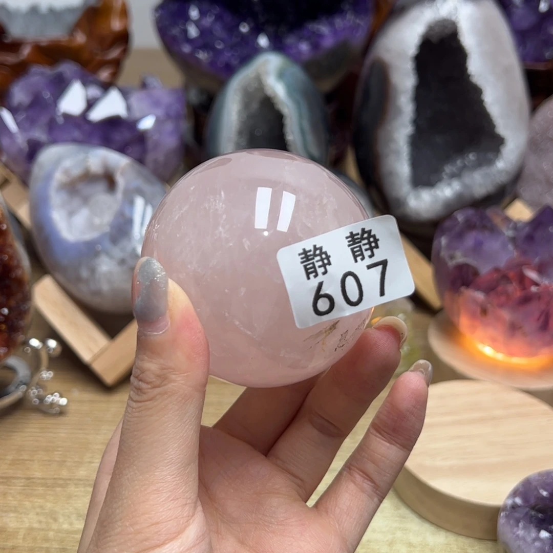 未镶嵌水晶大型摆件（非配饰）张**某607