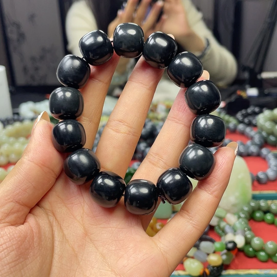 和田玉手链未镶嵌静**肆