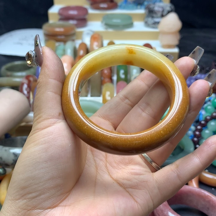 未镶嵌手镯石英质玉沐*