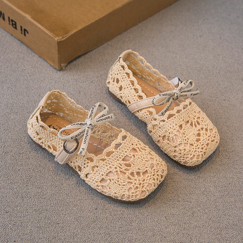 女童皮鞋镂空豆豆鞋2025春秋新款儿童鞋子小女孩公主鞋软底宝宝鞋