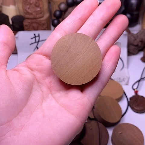 檀香木吊坠檀香平安圆牌