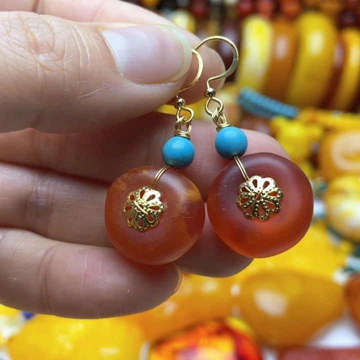 树脂制品2号扣子耳坠