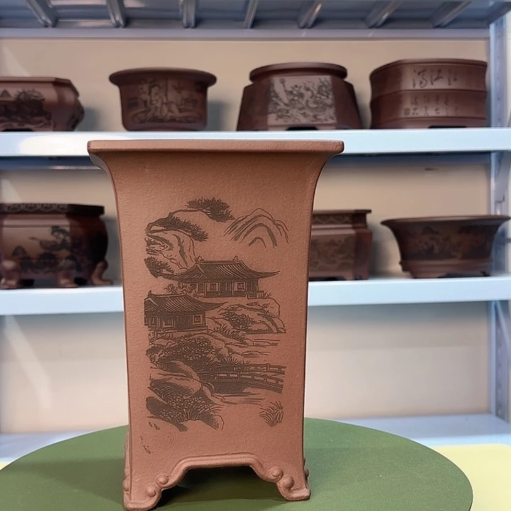 紫砂花盆刻绘山水