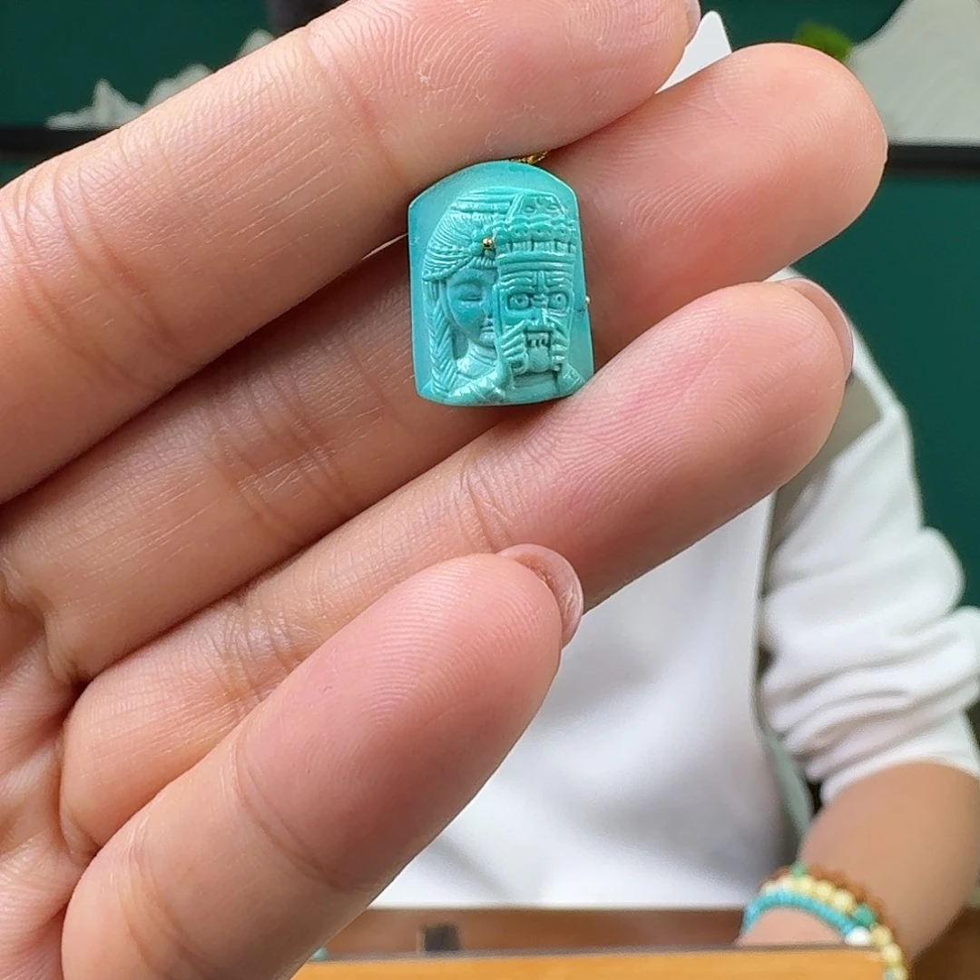 绿松石未镶嵌珠宝奇石