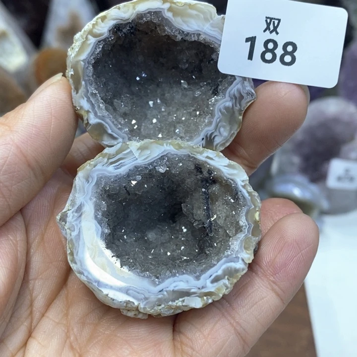 水晶大型摆件（非配饰）未镶嵌